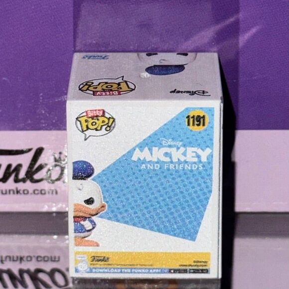 Funko: Donald Duck #1191 Funko Bitty Pop! from Disney Mickey & Friends Series - Picture 3 of 9